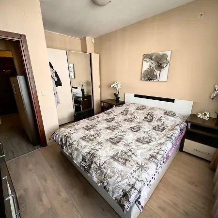 The Azure Haven 2br By The Sea Apartment Varna